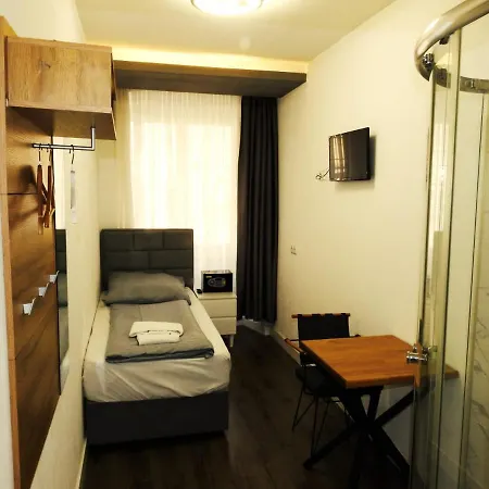 Hecht Hotel 2*
